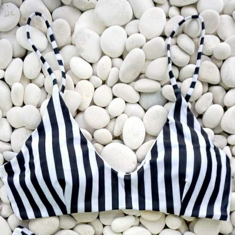 Striped Cheeky Bikini Set - Picture 9 of 12